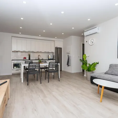 Marina Apartment