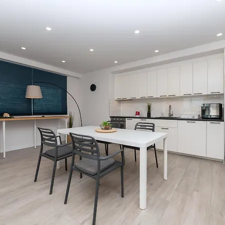 Marina Apartment Makarska