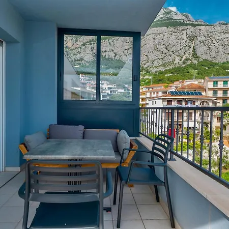 Marina Apartment